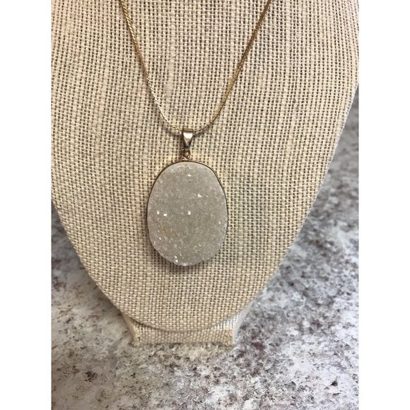 Geode Crystal Pendant w/ Gold Plated Edges on 24" Gold Tone Chain Necklace - Picture 2 of 15